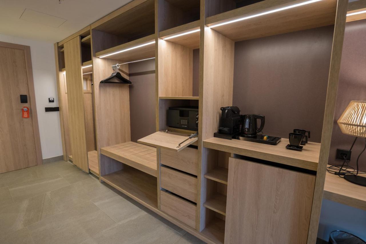Hotel Morlans Suites - Adults Only Peguera Buitenkant foto